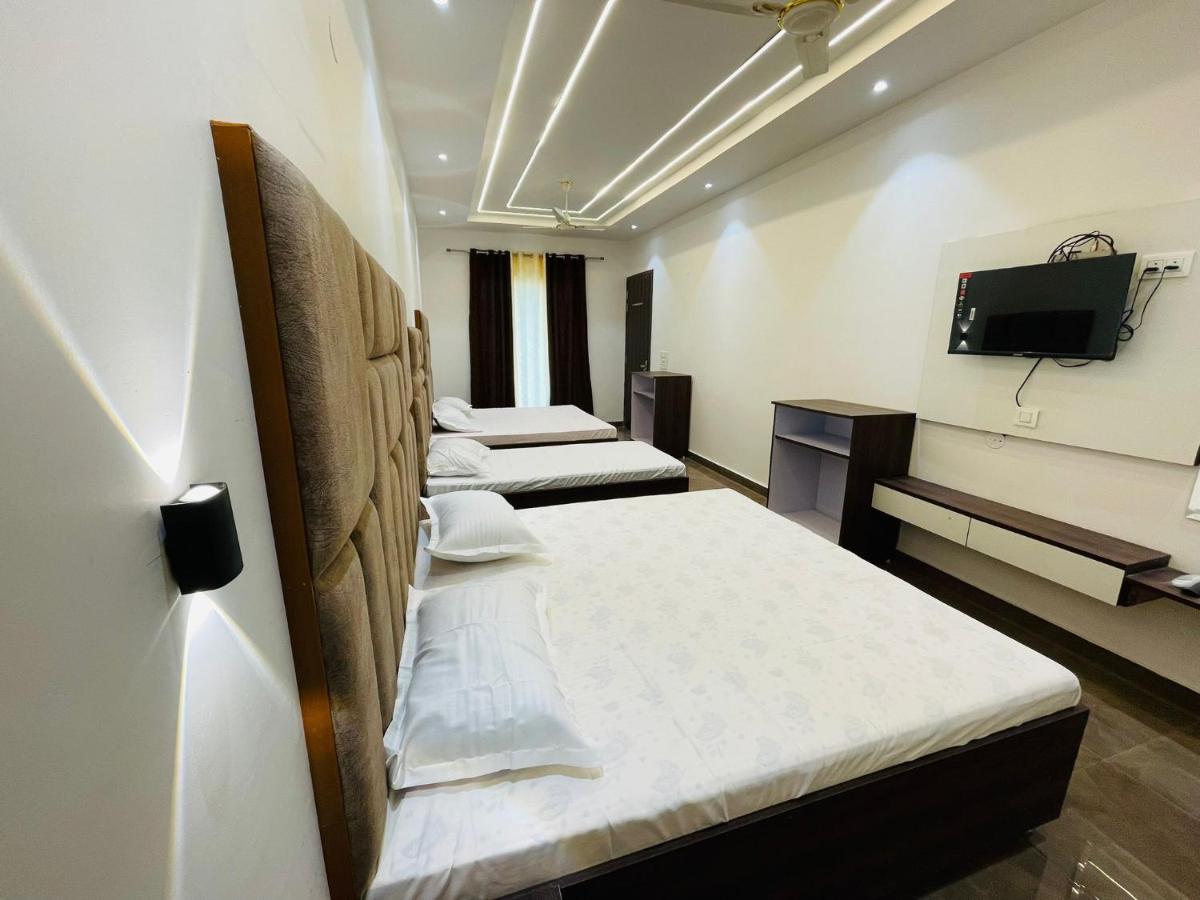 Bed and Breakfast The Bubbles Amritsar Exterior foto
